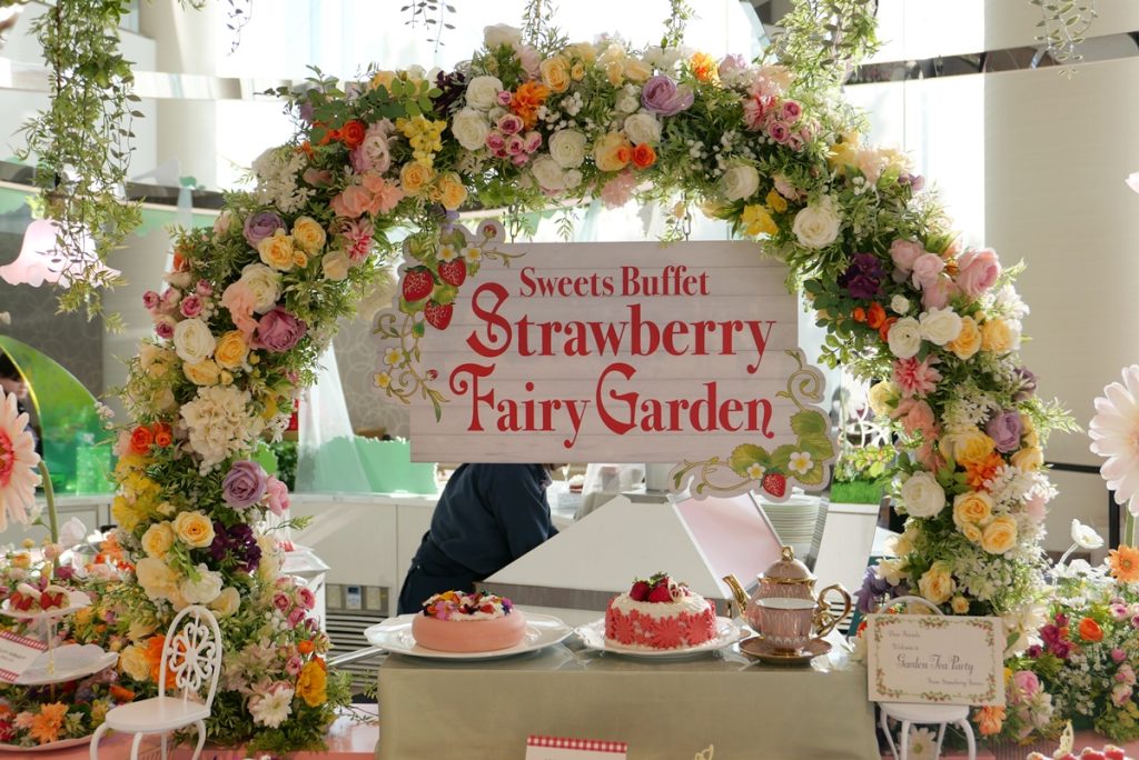 LEICA D-LUX8
by PhotoClef.